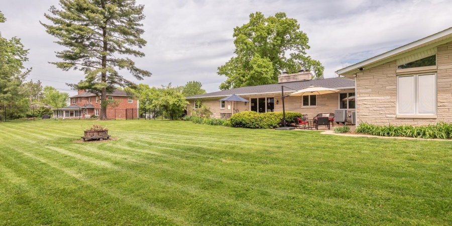 1008 S Meadowbrook Drive, Bloomington, Indiana 47401,MLS,202516528