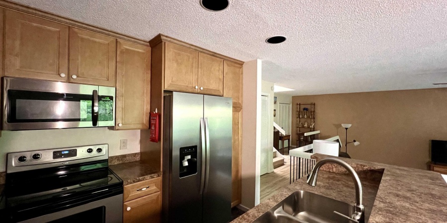 9441 S Pointe LaSalles Drive, Bloomington, Indiana 47401,MLS,202516539