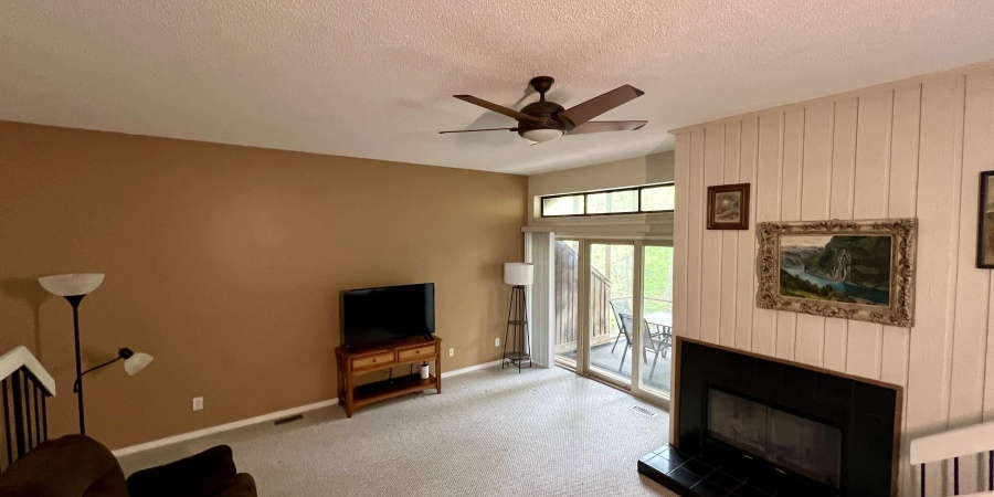 9441 S Pointe LaSalles Drive, Bloomington, Indiana 47401,MLS,202516539