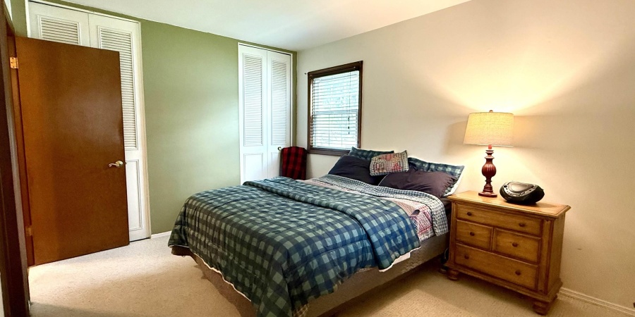750 S Parkway Drive, Bloomington, Indiana 47403,MLS,202516618
