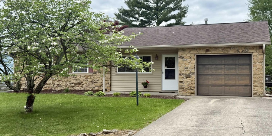 750 S Parkway Drive, Bloomington, Indiana 47403,MLS,202516618
