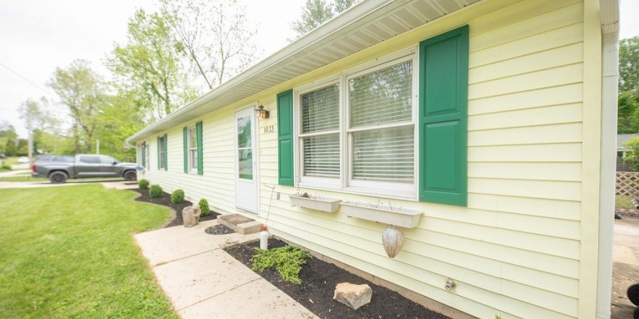 1831/1833 S Maxwell Street, Bloomington, Indiana 47401,MLS,202516770