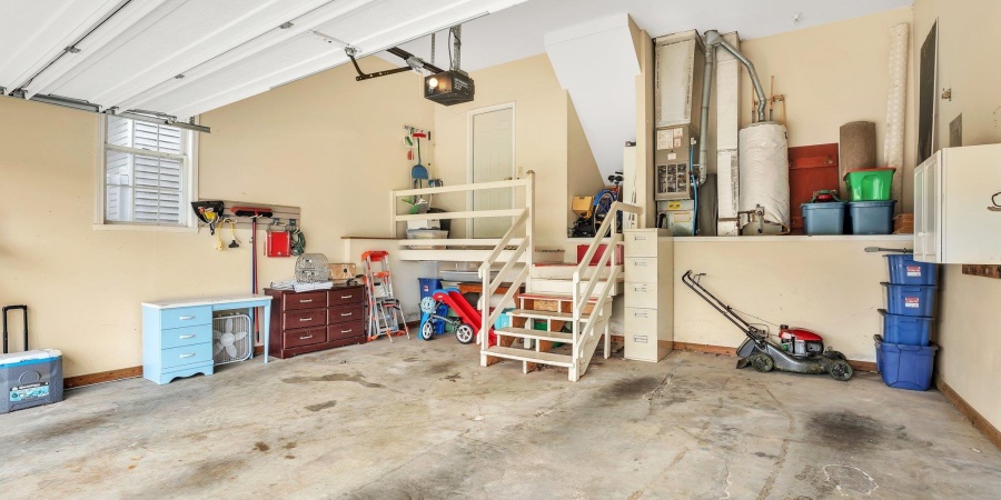 813 E Clover Drive, Ellettsville, Indiana 47429-1050,MLS,202516789