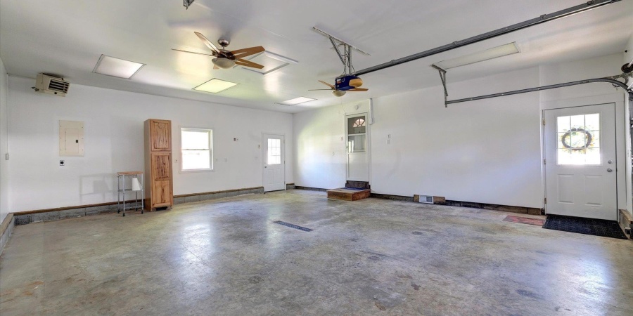 4184 Walker Lane, Unionville, Indiana 47468,MLS,202517012