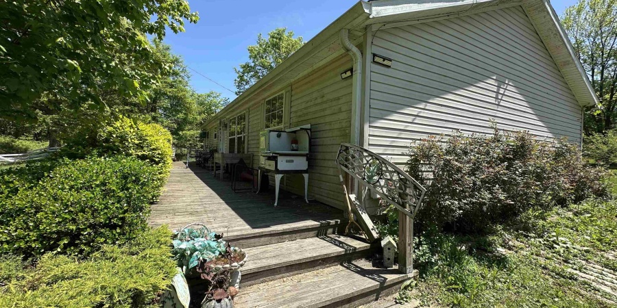 4909 W County Road 1375 S, Jasonville, Indiana 47438,MLS,202517355