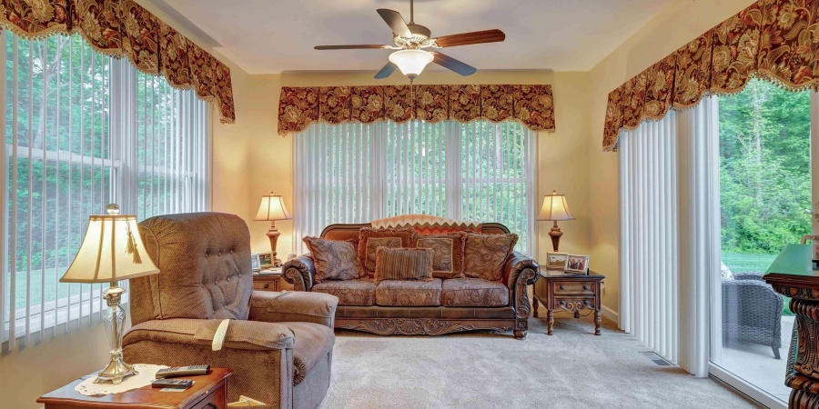 770 Pinewood Drive, Bedford, Indiana 47421,MLS,202517391