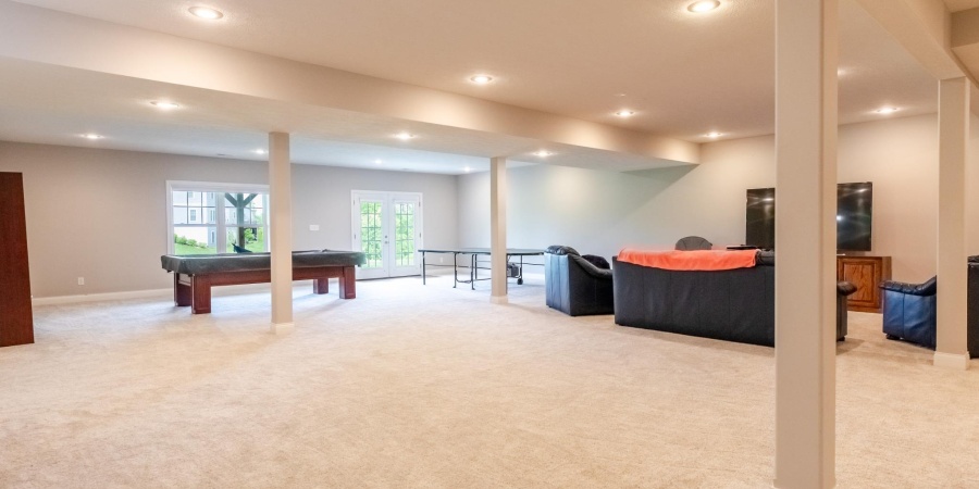 1497 E Commander Court, Bloomington, Indiana 47401,MLS,202517620