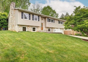 802 E Eddington Court, Bloomington, Indiana 47401,MLS,202517738