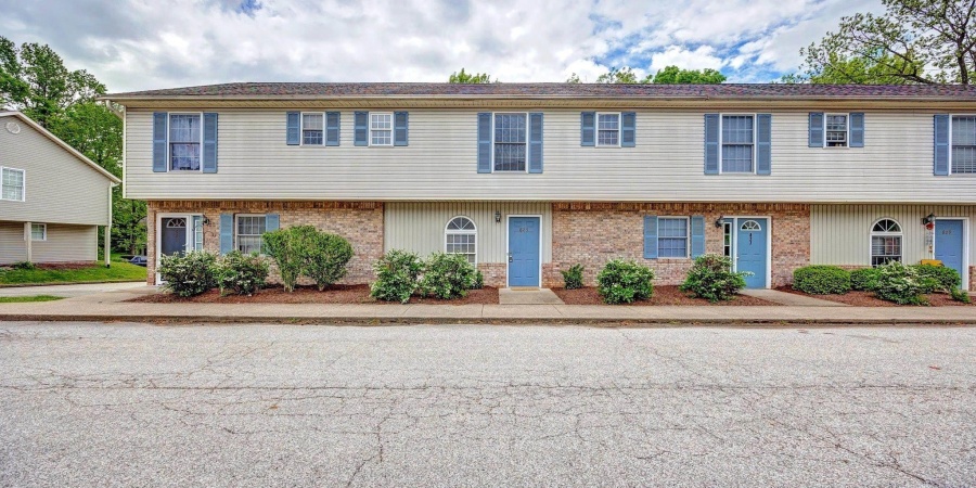 825 E Sherwood Hills Drive, Bloomington, Indiana 47401,MLS,202517767