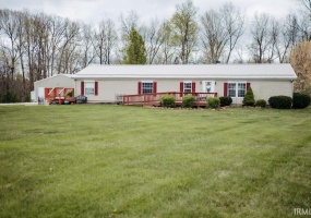 2237 S WALNUT Road, Bloomfield, Indiana 47424,MLS,202513867