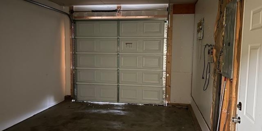 1221 N Lindbergh Drive, Bloomington, Indiana 47404,MLS,202517878