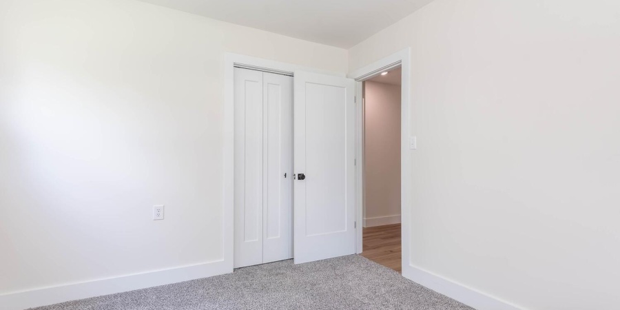 504 S Village Drive, Bloomington, Indiana 47403,MLS,202517908