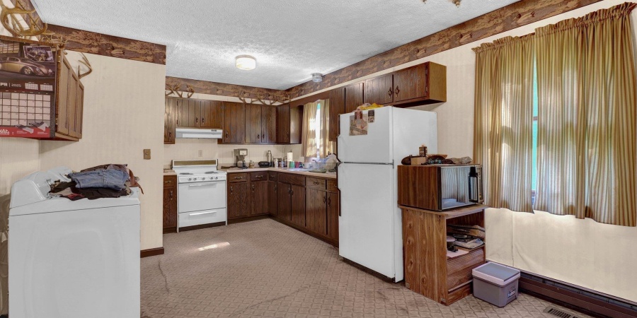 400 Woodhills Lane, Mitchell, Indiana 47446,MLS,202517936