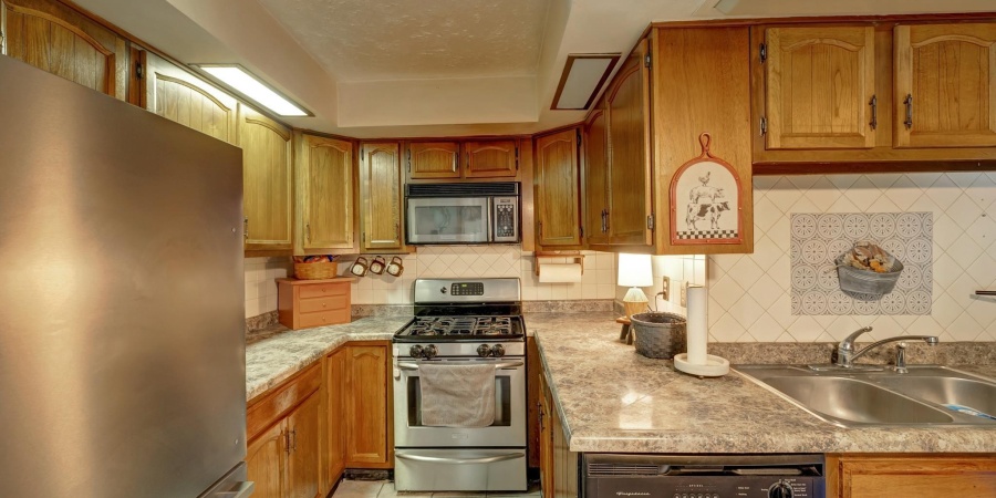 628 E Sand Hollar Road, Bloomfield, Indiana 47424,MLS,202517976