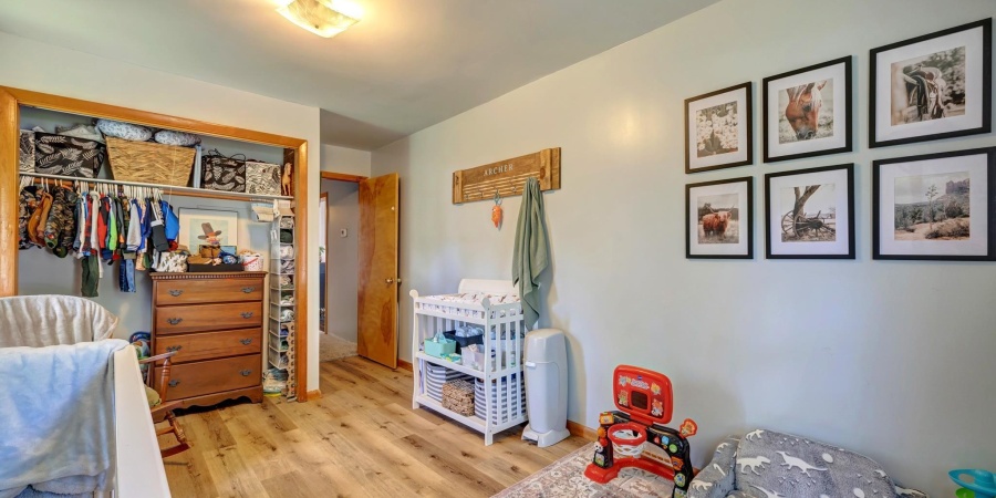 628 E Sand Hollar Road, Bloomfield, Indiana 47424,MLS,202517976