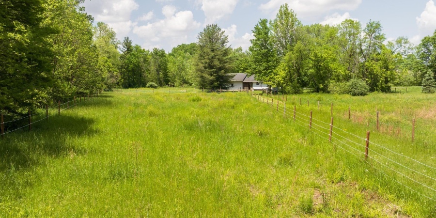 628 E Sand Hollar Road, Bloomfield, Indiana 47424,MLS,202517976