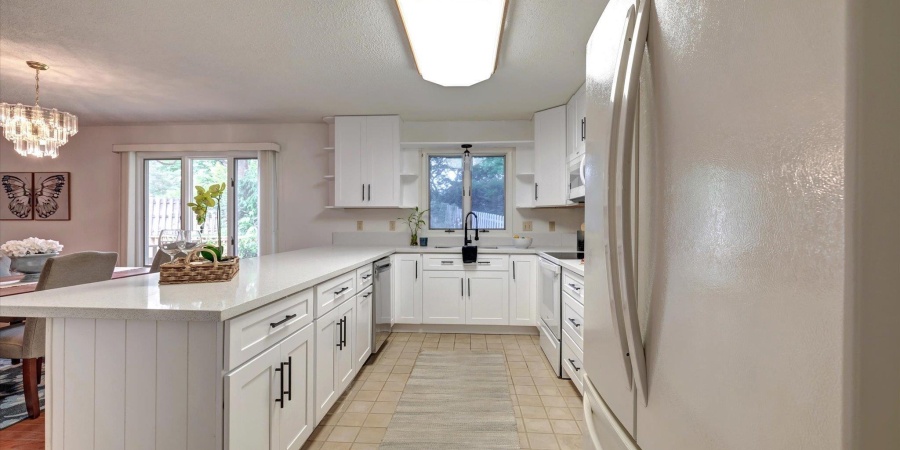 3737 S Bainbridge Drive, Bloomington, Indiana 47401,MLS,202518068