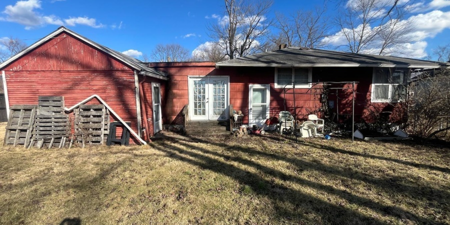2911 S 9Th Street, Terre Haute, Indiana 47802-3811,MLS,202518070