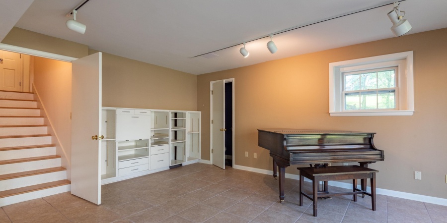 1216 E 2nd Street, Bloomington, Indiana 47401,MLS,202518090