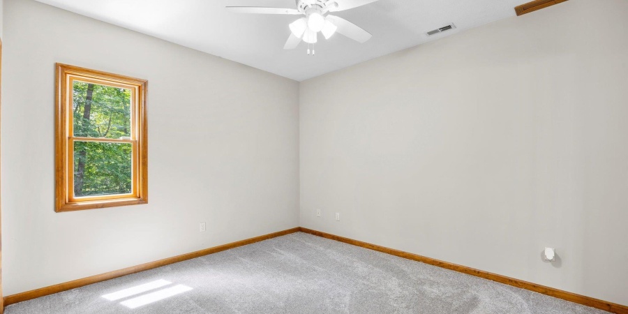 352 Foxridge Drive, Springville, Indiana 47462,MLS,202518109