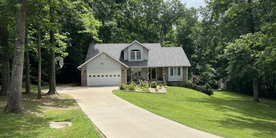 352 Foxridge Drive, Springville, Indiana 47462,MLS,202518109