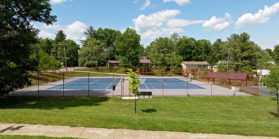 154 N Park Ridge Road, Bloomington, Indiana 47408,MLS,202518230