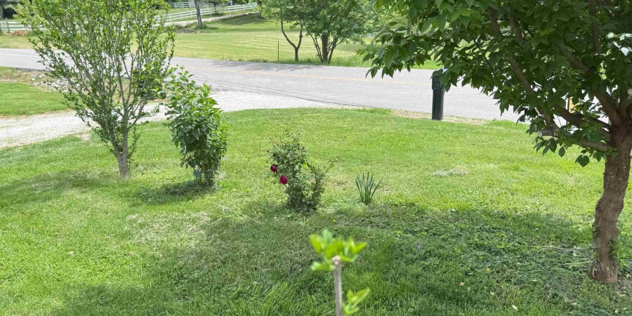 8033 E northshore Drive, Unionville, Indiana 47468,MLS,202518234