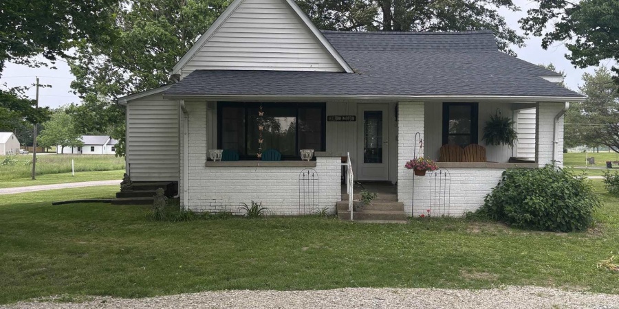 504 N Myra Street, Worthington, Indiana 47471,MLS,202518290
