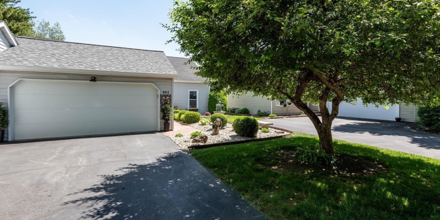 682 E Heather Drive, Bloomington, Indiana 47401,MLS,202518303