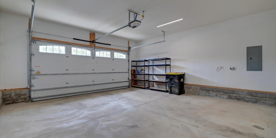 7215 W Mustang Drive, Ellettsville, Indiana 47429,MLS,202518318