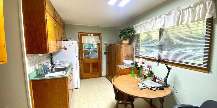 260 W Prairie Street, Lyons, Indiana 47443,MLS,202518362