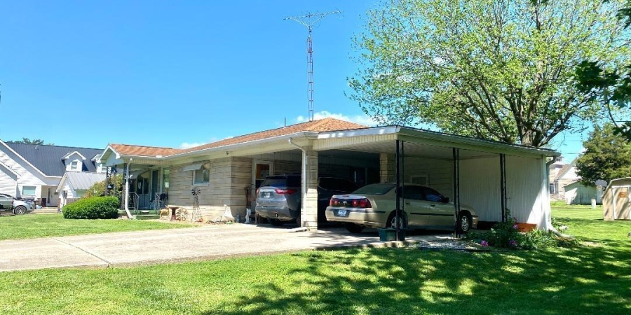 260 W Prairie Street, Lyons, Indiana 47443,MLS,202518362