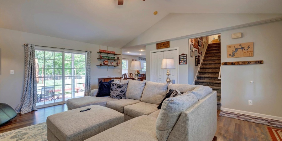 1177 E Marigold Drive, Bloomington, Indiana 47401,MLS,202518442