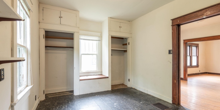 115 E 12th Street, Bloomington, Indiana 47408,MLS,202518453
