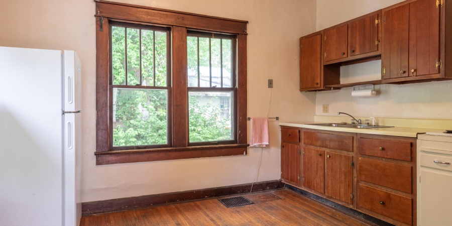 115 E 12th Street, Bloomington, Indiana 47408,MLS,202518453