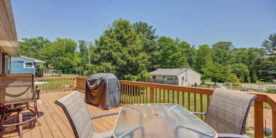 4110 E 10th Street, Bloomington, Indiana 47408,MLS,202518454