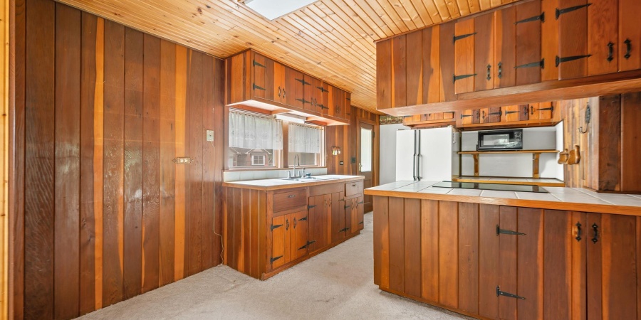 4837 Covered Bridge Road, Nashville, Indiana 47448-8479,MLS,202518614