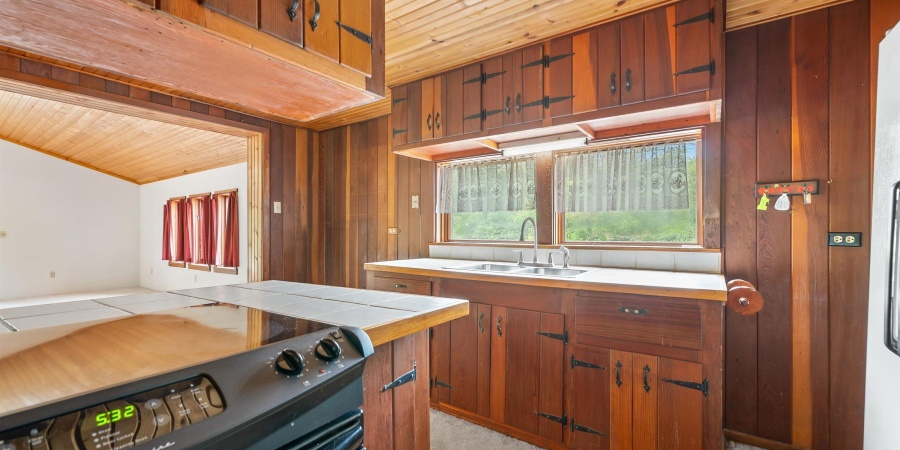 4837 Covered Bridge Road, Nashville, Indiana 47448-8479,MLS,202518614