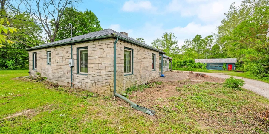 4837 Covered Bridge Road, Nashville, Indiana 47448-8479,MLS,202518614