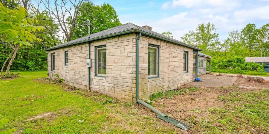 4837 Covered Bridge Road, Nashville, Indiana 47448-8479,MLS,202518614