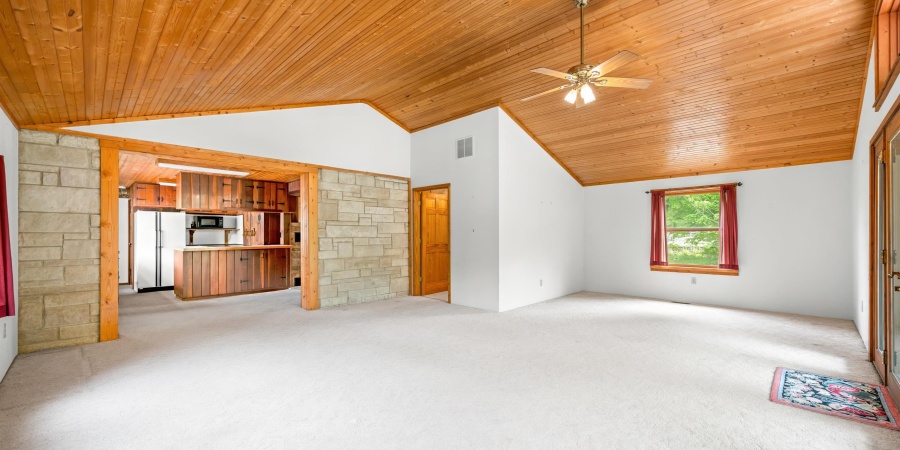 4837 Covered Bridge Road, Nashville, Indiana 47448-8479,MLS,202518614