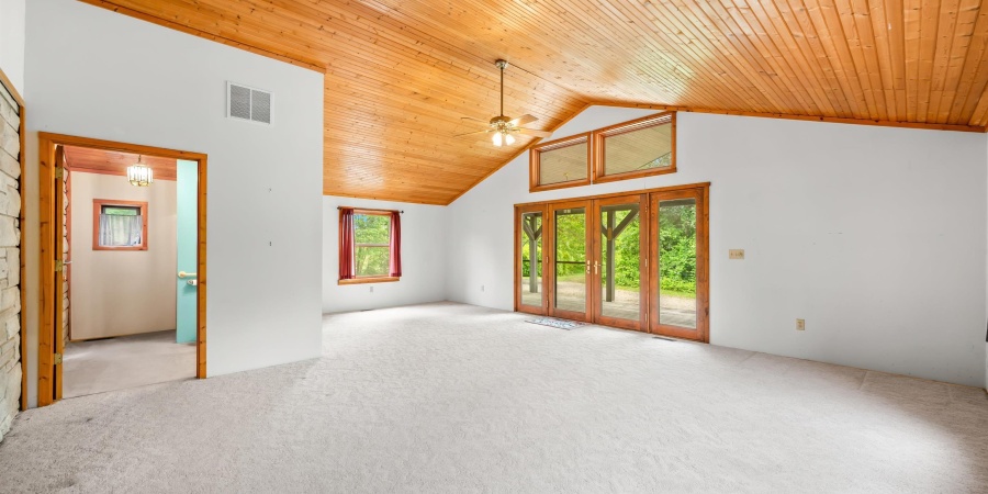 4837 Covered Bridge Road, Nashville, Indiana 47448-8479,MLS,202518614
