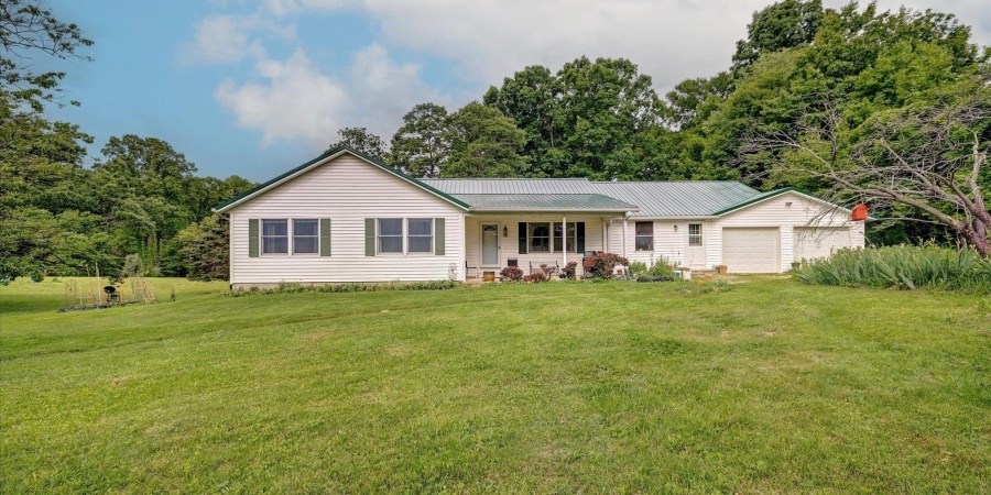 7373 Locust Lake Road, Spencer, Indiana 47460,MLS,202518622
