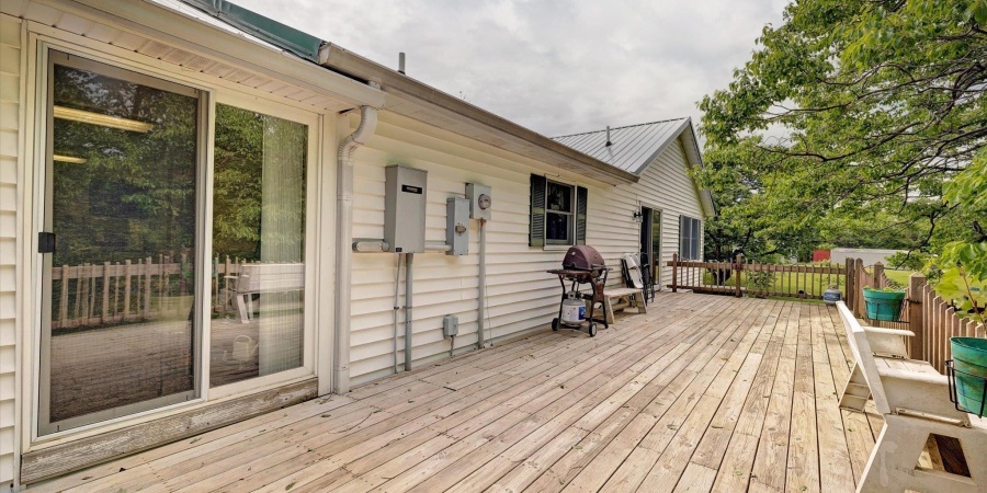 7373 Locust Lake Road, Spencer, Indiana 47460,MLS,202518622
