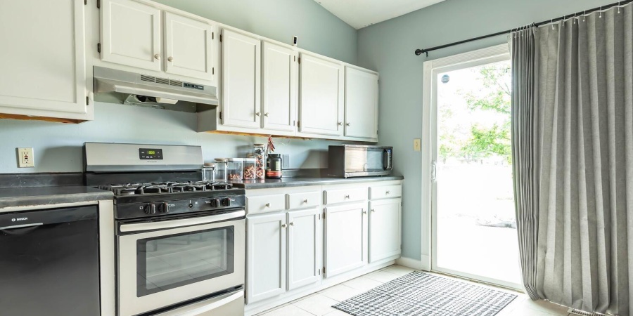 3879 Woodmere Way, Bloomington, Indiana 47403,MLS,202518628