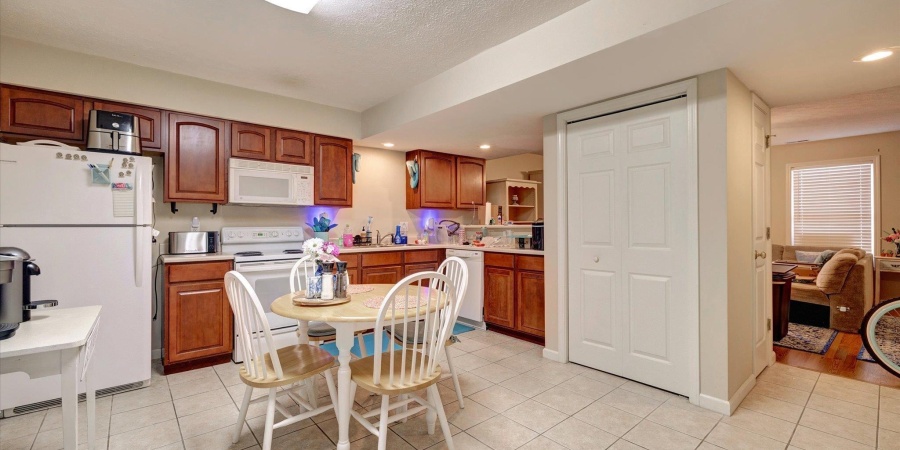 3491 S Oaklawn Circle, Bloomington, Indiana 47401-8564,MLS,202518709