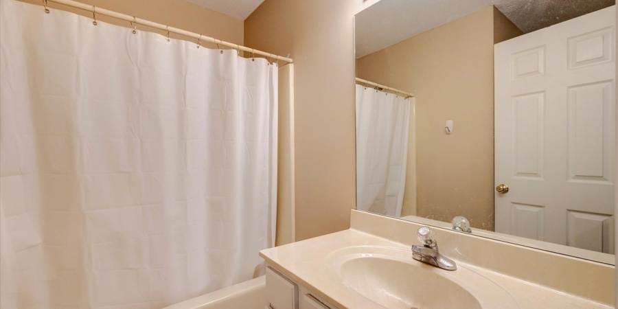 3425 S Oaklawn Circle, Bloomington, Indiana 47401-8561,MLS,202518710