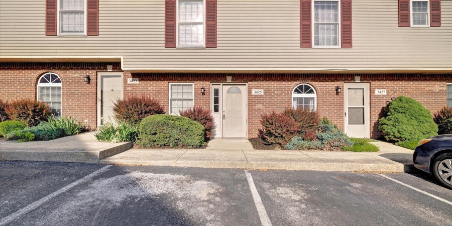 3425 S Oaklawn Circle, Bloomington, Indiana 47401-8561,MLS,202518710