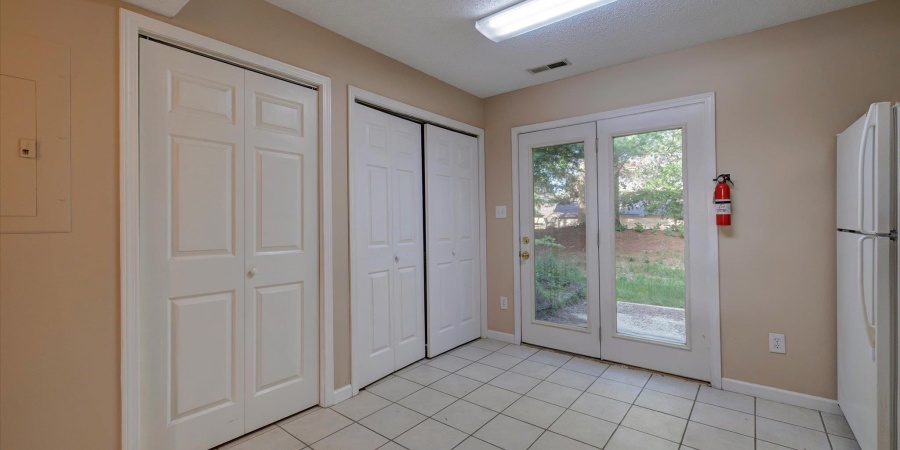 3425 S Oaklawn Circle, Bloomington, Indiana 47401-8561,MLS,202518710