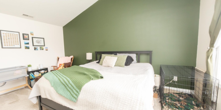 1301 W Countryside Lane, Bloomington, Indiana 47403-3260,MLS,202509070